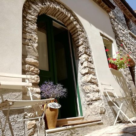 B&B Il Buon Cammino Roccamandolfi Экстерьер фото